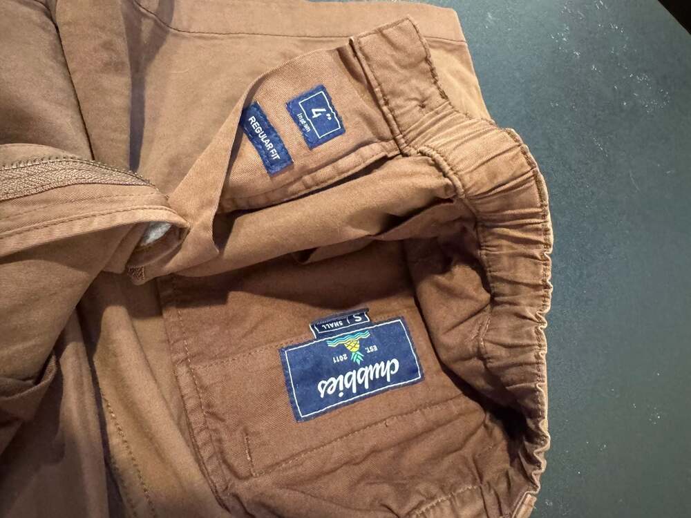 Chubbies Regular Fit Elastic Waist Shorts Brown Size Small 4 Inch Inseam - Picture 3 of 6